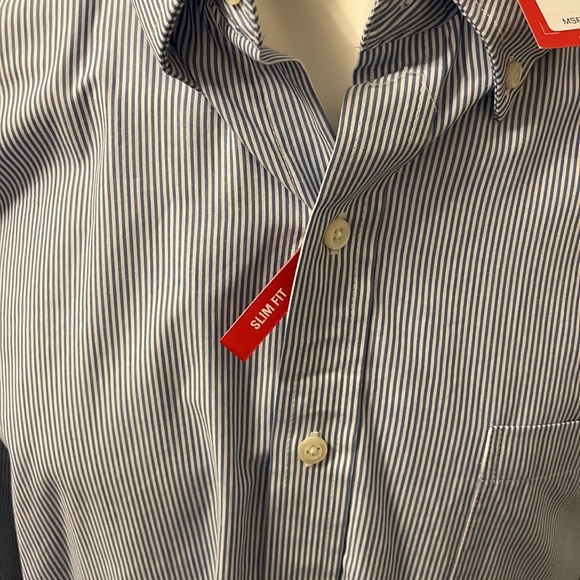 Izod Slim Fit Casual Button Down - Picture 2 of 2